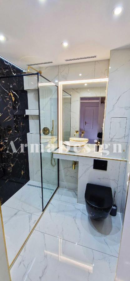 Arma Design Apartment 2 Bedrooms Varşovia Exterior foto